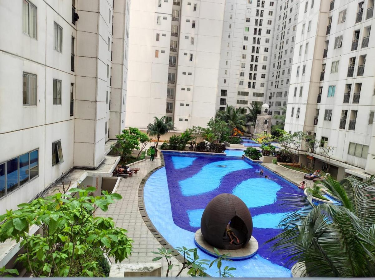 Apartemen Bassura City By Maezura Property Jakarta Kültér fotó